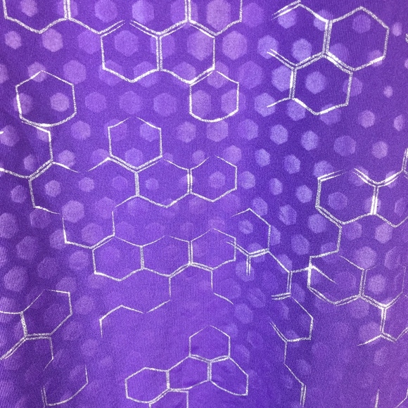 Under Armour Fitted Purple Short Sleeve Tee (M) - Picture 4 of 5